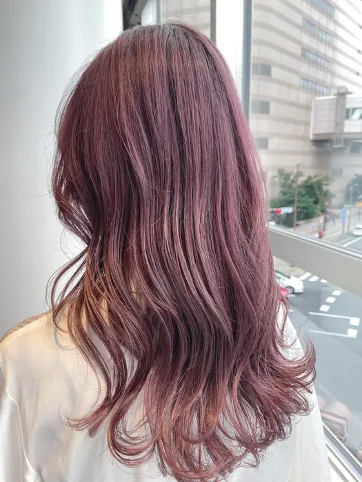 ブリーチカラーで作るラベンダーピンク 夏から秋にかけて流行る髪色ですね 是非やってみて下さい キッカ本八幡所属 堤 翔平のヘアカタログ ミニモ