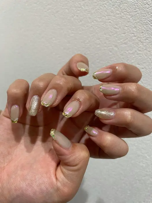 オーロラガラスフレンチ モードケイズblanc所属 森本 ひなのネイルデザイン ミニモ