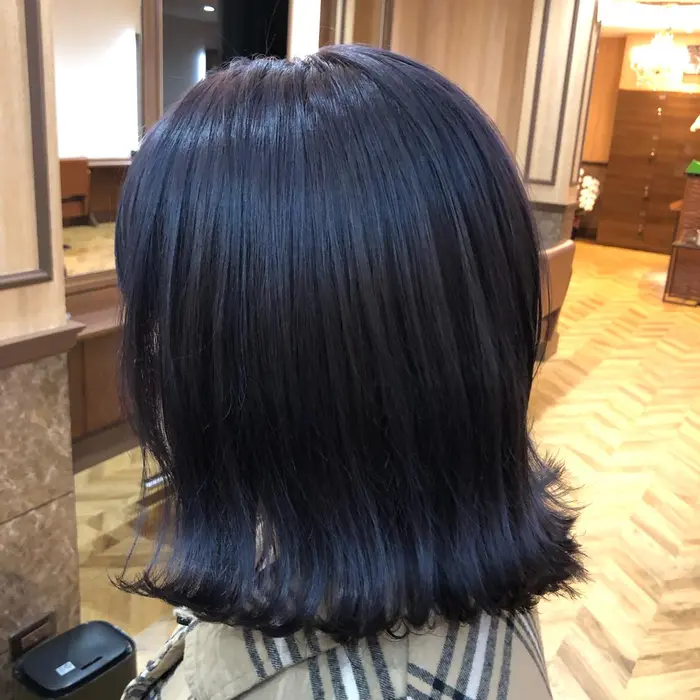 ダークカラー ブルーバイオレット 切りっぱなしボブ Amu アミュー 所属 岩瀬 京介のヘアカタログ ミニモ