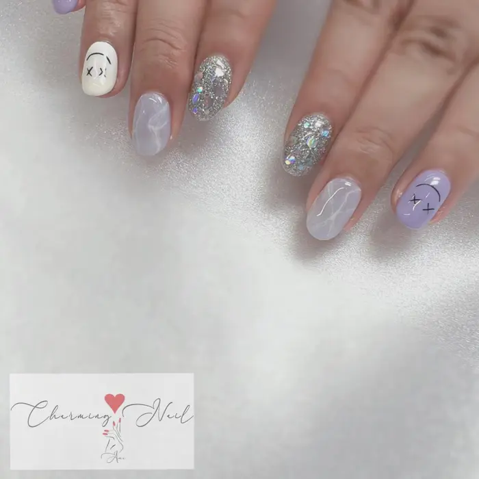 ニコちゃんネイル スマイルネイル 韓国ネイル 春ネイル パープルネイル 大理石ネイル Charmingnail所属 Nailist Amiの ネイルデザイン ミニモ