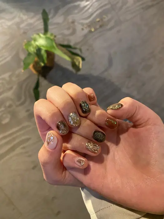 エトワールドレ 所属 Designer Chihiroのネイルデザイン ミニモ