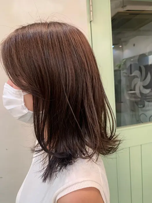 パツッとラインは残しつつ レイヤーを少し入れることで軽い質感に Hair Salon Tucci所属 濱部 保乃歌のヘアカタログ ミニモ