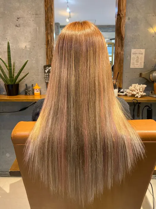 シールエクステ60枚 グラデーションピンクハイライト シールエクステで長さだしと ピンクのハイラ Luxis所属 Luxis Chiakiのヘアカタログ ミニモ