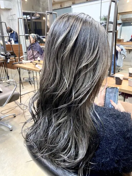 ハイライトダブルカラー Salon De Halu所属 野田 利明のヘアカタログ ミニモ