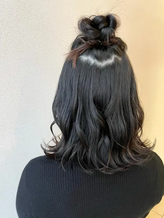 ストレートミディアム お団子ハーフアレンジ Owlhair所属 沢田 瞳のヘアカタログ ミニモ