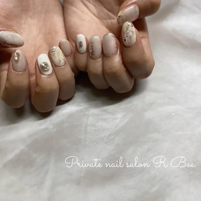 初回オフ無料 オープン記念価格持ち込みデザイン 4950 Nail Nailart 大阪ネイ Private Nail Salon R Bee 所属 R Bee Reinaのネイルデザイン ミニモ