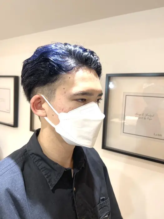ツーブロック ネイビーブルー La Fith Hair Charme 渋谷店所属 透明感カラーボブ メンズワタベ ユウのヘア カタログ ミニモ