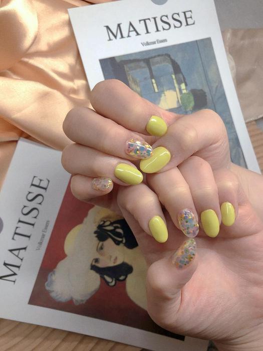 Reo Nail Salon所属 Reo Nail 西船橋店のネイルデザイン ミニモ