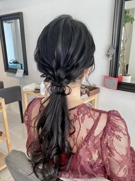 ローポニーのヘアアレンジ ヘアメイク専門サロンfelice所属 似合わせヘアアレンジ Suzuのヘアカタログ ミニモ