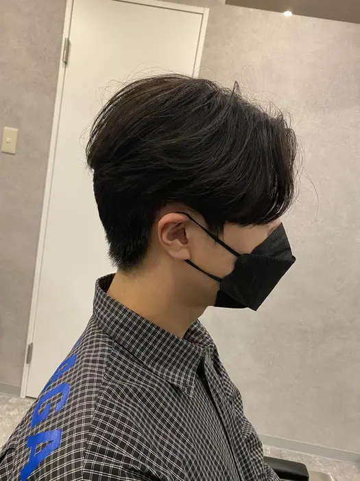 メンズカット メンズヘア メンズヘアスタイル メンズスタイル メンズヘアカタログ メンズショー メンズサロンsiki シキ 所属 梅田メンズ特化美容師 高評価eir上原のヘアカタログ ミニモ