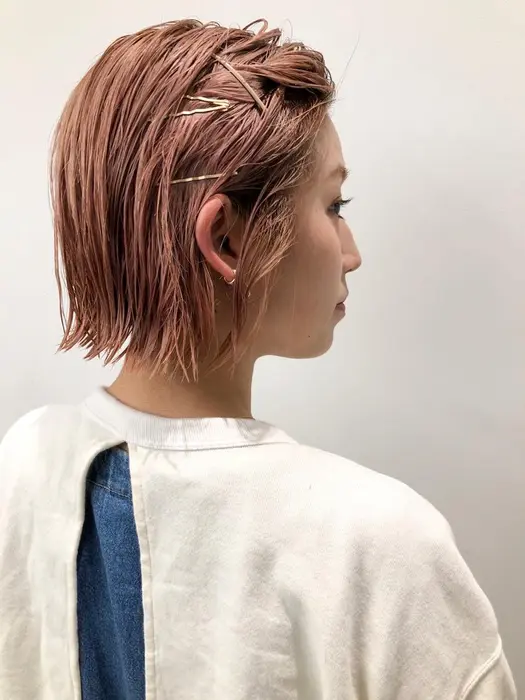 人気のピンクのハイトーンカラー ちょっとしたボブ ショートのアレンジもお任せください ご希望あれ Leco所属 Leco なるみのヘア カタログ ミニモ