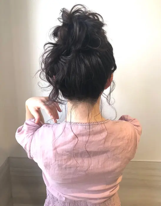 ルーズなお団子ヘア Dityca 栄店所属 大原 りんかのヘアカタログ ミニモ