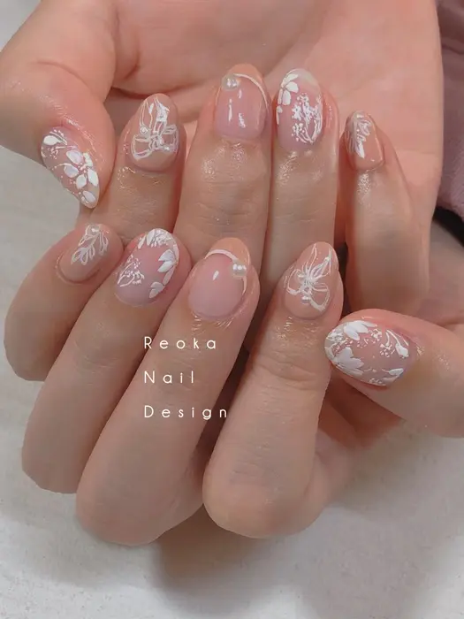 当店手書きサンプルのデザインです オフなし 6500円税込です 結婚式 女子会おすすめいたします Reo Nail Salon所属 Reo Nail 西船橋店のネイルデザイン ミニモ