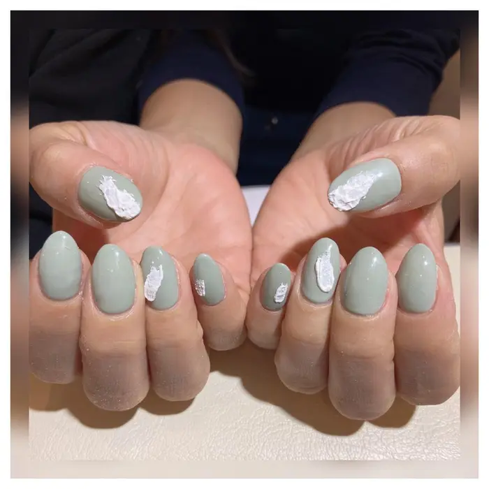 冬のくすみパステル ちょいアートは 料金となります Nail Salon School Belltree J Fukushima所属 ベルトリージェイ Ichinoseのネイルデザイン ミニモ