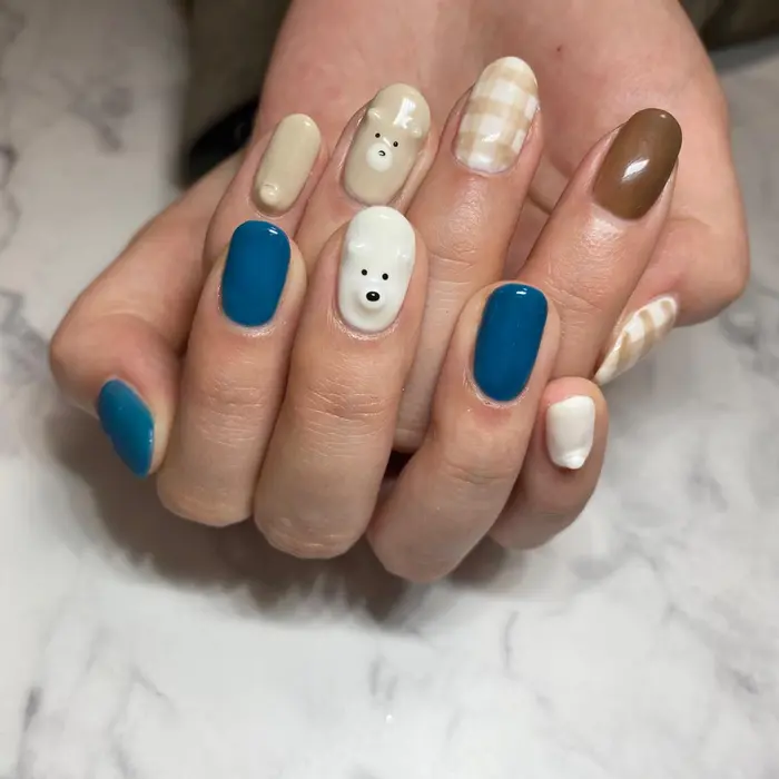 クマネイル アニマルネイル ホワイトネイル ブルーネイル グリーンネイル チェックネイル Passage Nail所属 豊洲ネイルサロン Asaの ネイルデザイン ミニモ