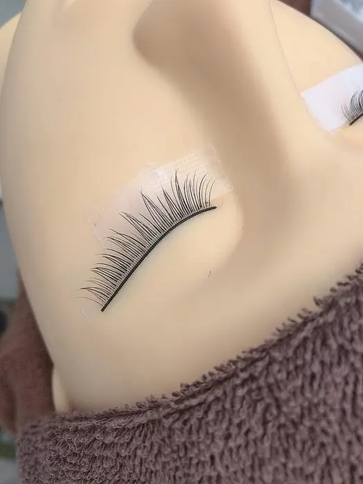 つけま風エクステ Pure Eyelash所属 さいとう のマツエクデザイン ミニモ