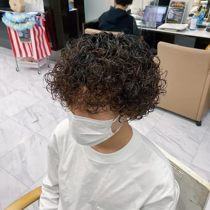 カーリーパーマ 緩すぎず強すぎないスタイルになります プロフィール欄をご確認の上お問い合わせ ウェーブス大宮東口店所属 ユウガ メンズ 特化のヘアカタログ ミニモ