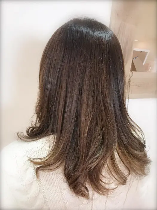 ナチュラルブラウン Neolive East所属 三浦 彩華のヘアカタログ ミニモ