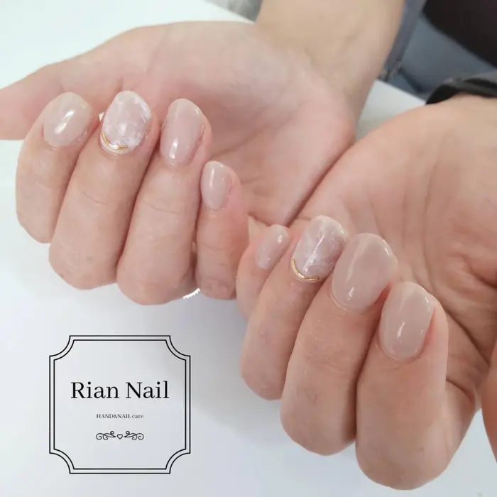 お爪も衣替え秋色ネイル人気です Riannail で Rian Nail Salon School 昭島 リアンネイル 所属 Rian Nailのネイルデザイン ミニモ