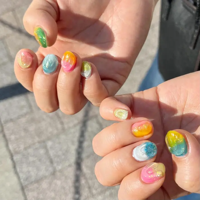 キャンディネイル カラフルネイル カラフル ニュアンスデザイン ニュアンスネイル ニュア Nine 所属 Nine Yukoのネイル デザイン ミニモ