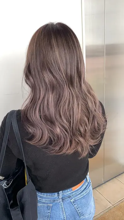 バレイヤージュのラベンダーベージュです Care梅田所属 大野 竜輝のヘアカタログ ミニモ