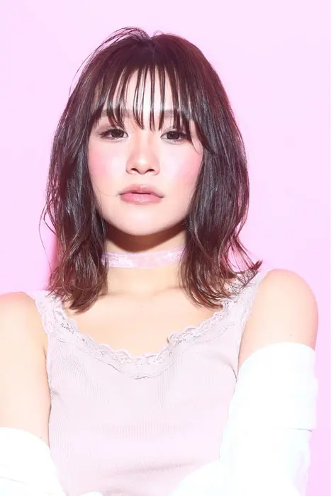 前髪シースルーバング Lee Aimer 南堀江所属 Lee 南堀江店 のヘアカタログ ミニモ