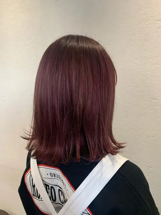 ピンクカラー ベースが明るければブリーチしてなくても発色してくれます ハイライトで ベースを上げ Blan所属 加藤 芽衣 のヘアカタログ ミニモ