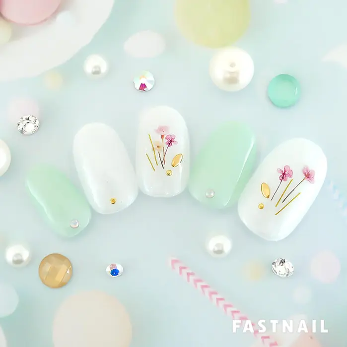 年ss 人気の桜ネイルデザイン Fastnail 静岡 ファストネイル 所属 Fastnail 静岡パルシェ店のネイル デザイン ミニモ