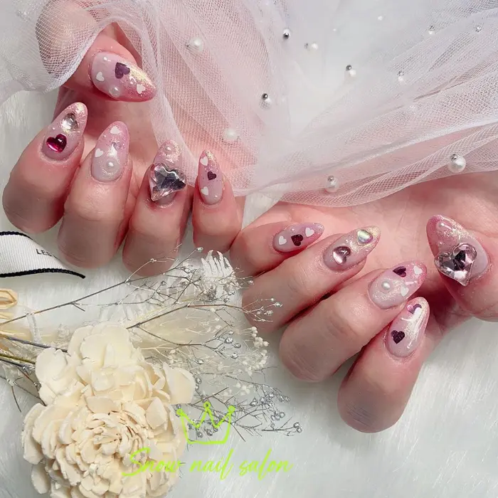 新宿ネイル キャラクターネイル オシャレネイル パラジェル マックネットネイル スカルプ キラキラ Snow Nail Salon所属 Snow Nail スカルプ渋谷店のネイルデザイン ミニモ