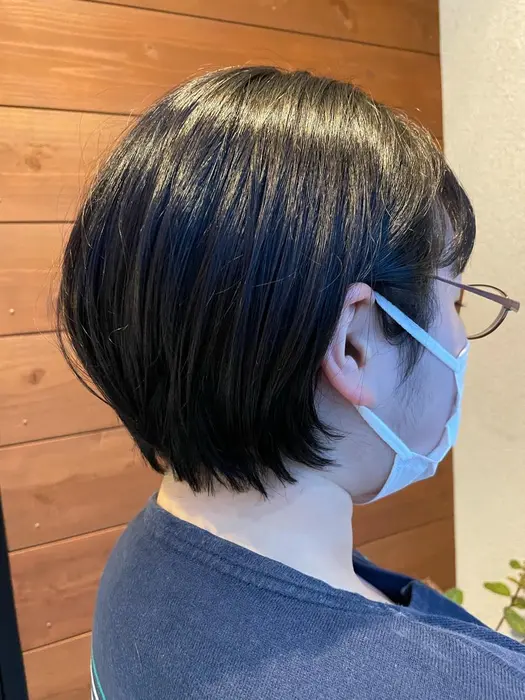 ショートボブ ロングからスタイルチェンジ ばっさりカットして気分転換もいいですね Monue所属 清水 愛貴のヘアカタログ ミニモ