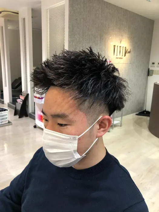 ツイストスパイラル アップバング 0 8mm Vivid Link所属 北條俊裕 メンズカット 宇都宮 のヘアカタログ ミニモ