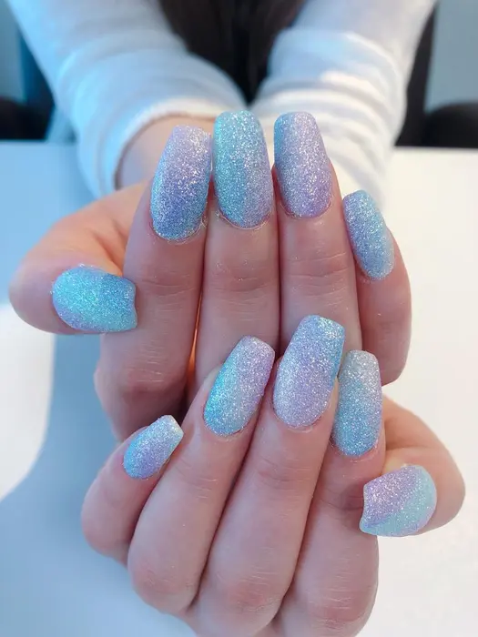虹色のシュガーが可愛すぎる Nail Salon Ef所属 M Tomoのネイルデザイン ミニモ