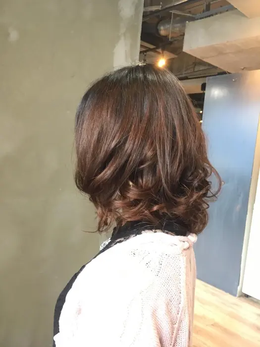 カラーやパーマで傷んだ髪もtokioトリートメントでツヤ感up 手触り抜群 もうやめられない La Fith Hair Ray ラフィスヘアーレイ 所属 憧れのうる艶髪に 戸内啓介のヘアカタログ ミニモ