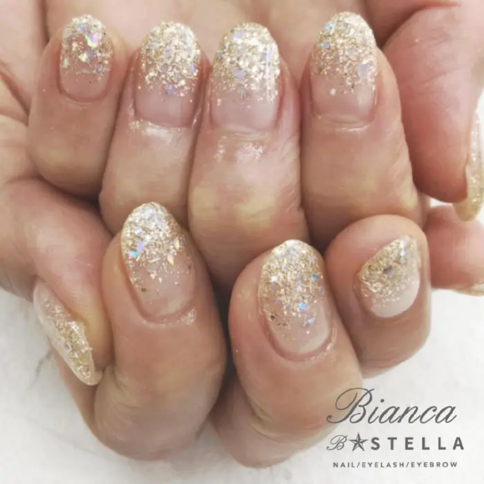 ハンドネイルシンプルコース ワンカラー グラデーション ストレートフレンチ 斜めフレンチ Bianca Luce 渋谷店 ビアンカルーチェ 所属 Arisa のネイルデザイン ミニモ