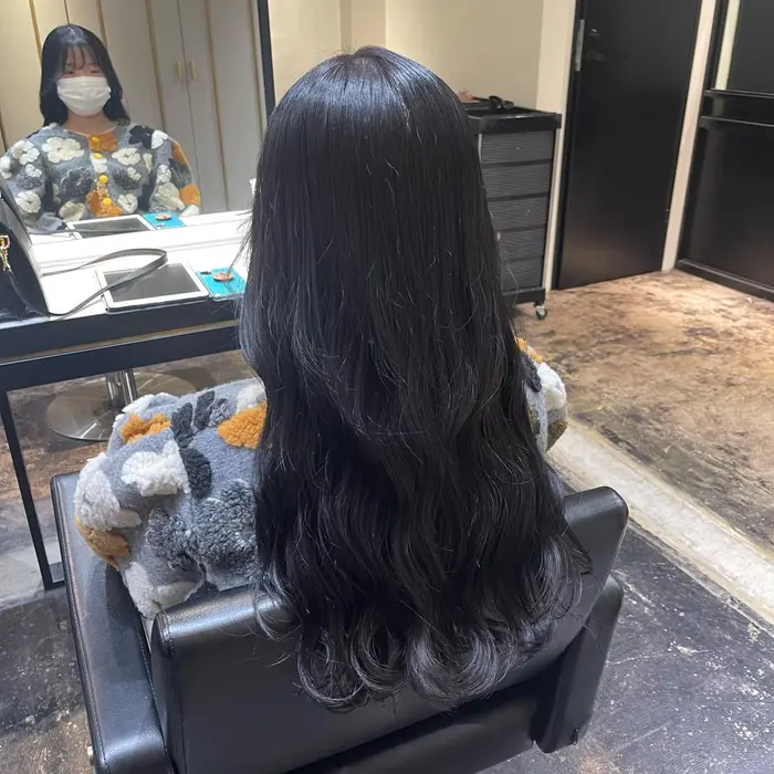 ブリーチなし 韓国風ブルーブラック Enoben所属 カット好評 韓国ヘア つとむのヘアカタログ ミニモ