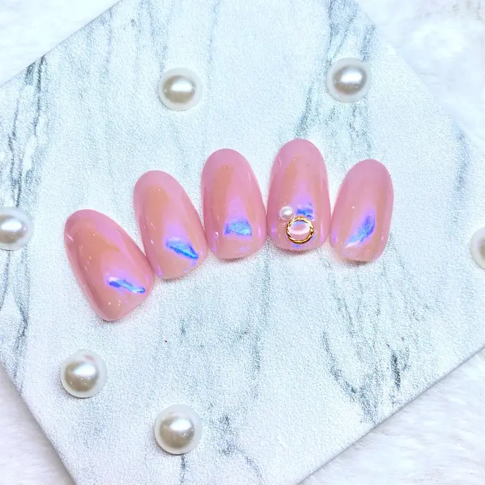 ピンクの上からブルー系のオーロラパウダーで最強かわいいオーロラネイル 500円でオーロラパウダ Nail Palette所属 山下 愛加のネイルデザイン ミニモ ピンクの上からブルー系のオーロラパウダーで最強かわいいオーロラネイル 500円でオーロラパウダ Nail Palette所属 山下 愛加のネイルデザイン ミニモ