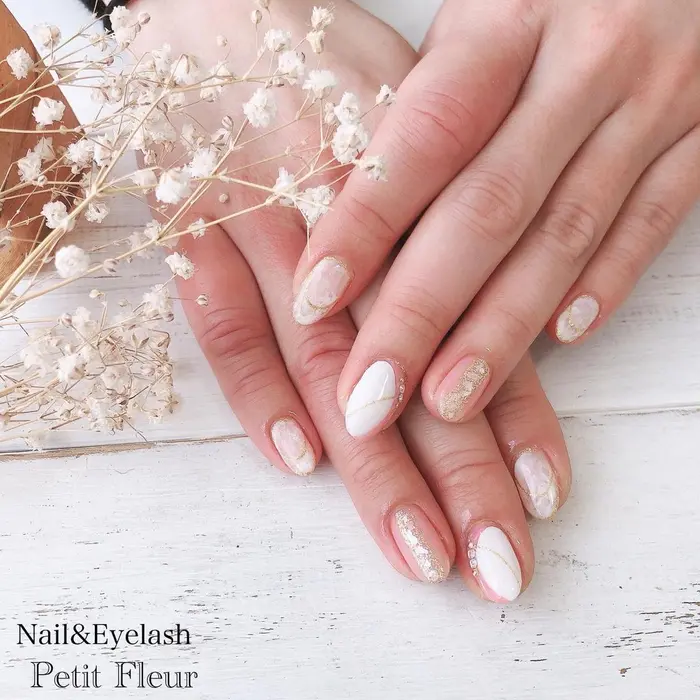 Handnailのお客様 京都府 宇治市 槇島町 Nail Eyelash Sal Petit Fleur所属 青柳 亜梨奈のマツエクデザイン ミニモ