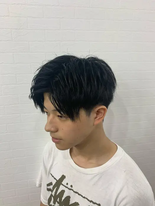 センターパート メンズハンサムショート Ciel天神橋店所属 Ciel 天神橋店のヘアカタログ ミニモ