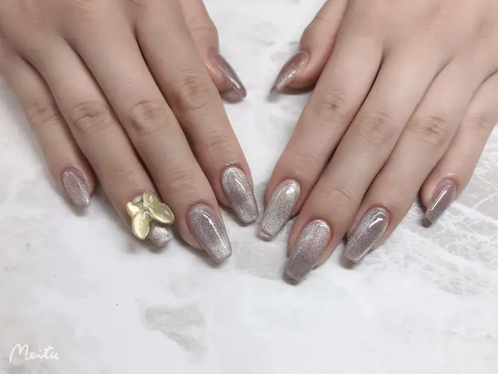 パーツが別料金です M Y Nailsalon所属 M Y ネイルのネイルデザイン ミニモ