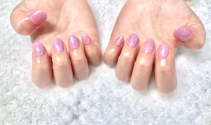 明大前駅徒歩3分 店内は白が基調のプライベートサロンで落ち着いて施術が受けらます 初めてのネイル Space所属 Space のネイル デザイン ミニモ