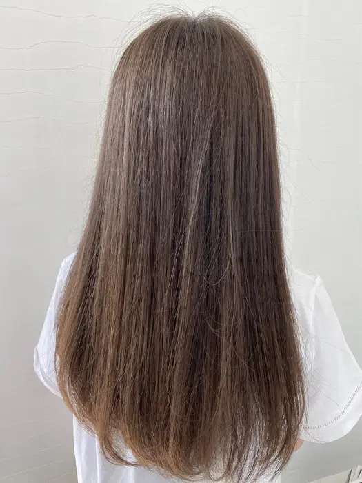 ストレート アッシュベージュ カラー アッシュベージュ 透明感 Yuimarl Oasis所属 大久保明日香 Managerのヘアカタログ ミニモ ストレート アッシュベージュ カラー アッシュベージュ 透明感 Yuimarl Oasis所属 大久保明日香 Managerのヘアカタログ ミニモ