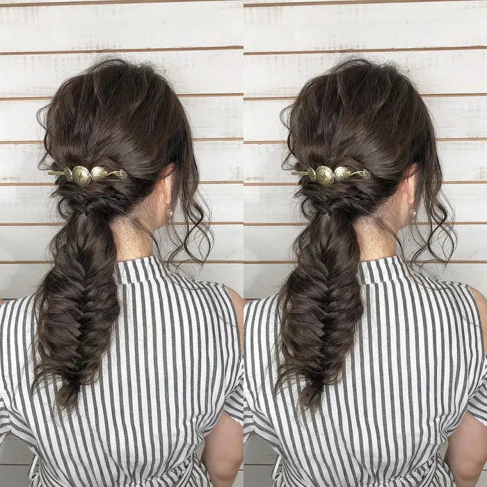 簡単お出かけヘアアレンジ Beee Hair Salon所属 エクステ指名no 1 代表 山森伴利のヘアカタログ ミニモ 簡単お出かけヘアアレンジ Beee Hair Salon所属 エクステ指名no 1 代表 山森伴利のヘアカタログ ミニモ