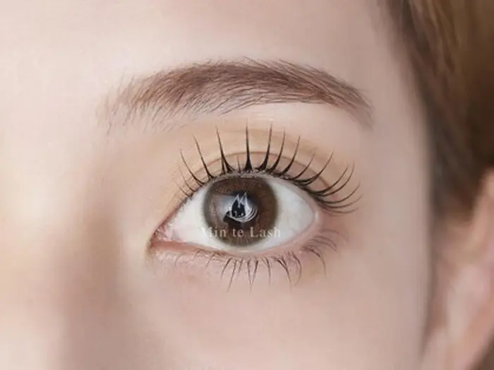 マツエクセーブル フラットマットラッシュ ミントラッシュ福岡天神店所属 Eyelist Sayoのマツエク デザイン ミニモ