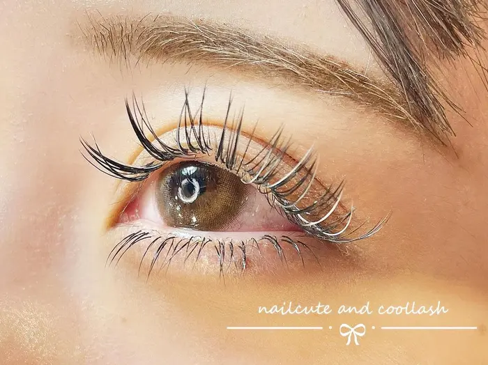 Cool Lash 亀有所属 篠原 萌伽のマツエクデザイン ミニモ