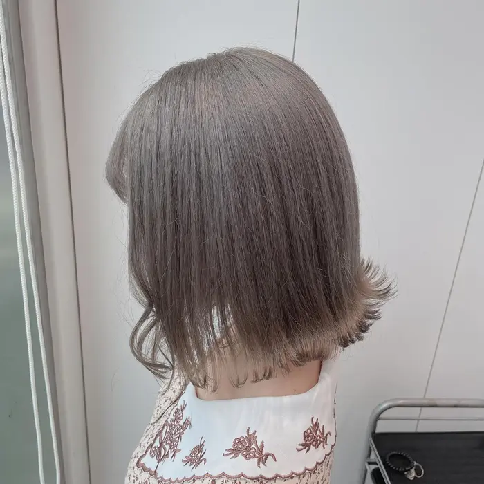 ヘアカラー ブリーチなし ブリーチなしミルクティー ブリーチなしグレージュ グレージュカラ Disco所属 透明感艶感 大得意海斗のヘアカタログ ミニモ