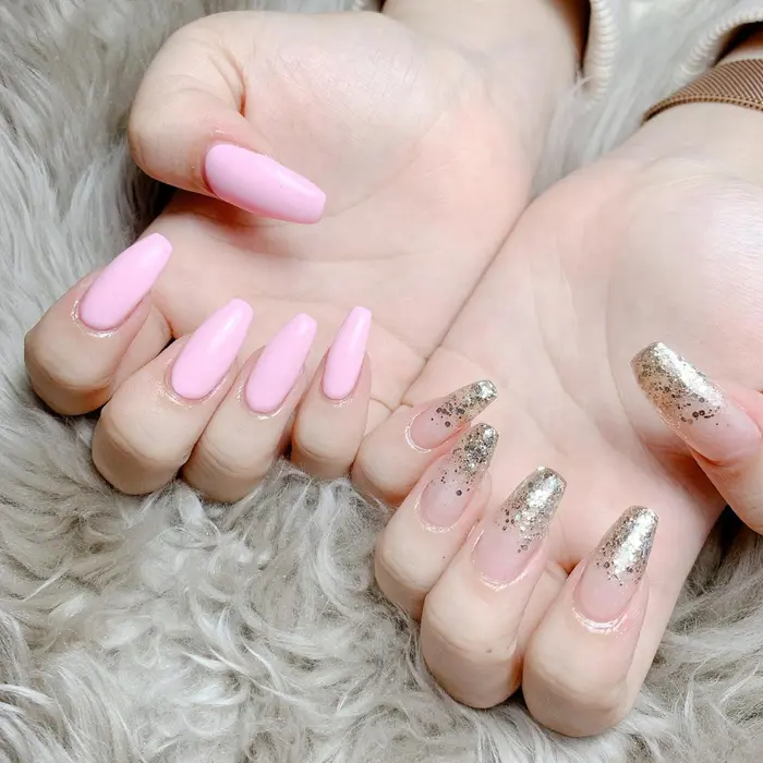 韓国ネイル 海外ネイル オフィスネイル パラジェル フィルイン ワンホンネイル ニュア Lakinail所属 Laki Nailのネイル デザイン ミニモ 韓国ネイル 海外ネイル オフィスネイル パラジェル フィルイン ワンホンネイル ニュア Lakinail所属 Laki Nailのネイル デザイン ミニモ