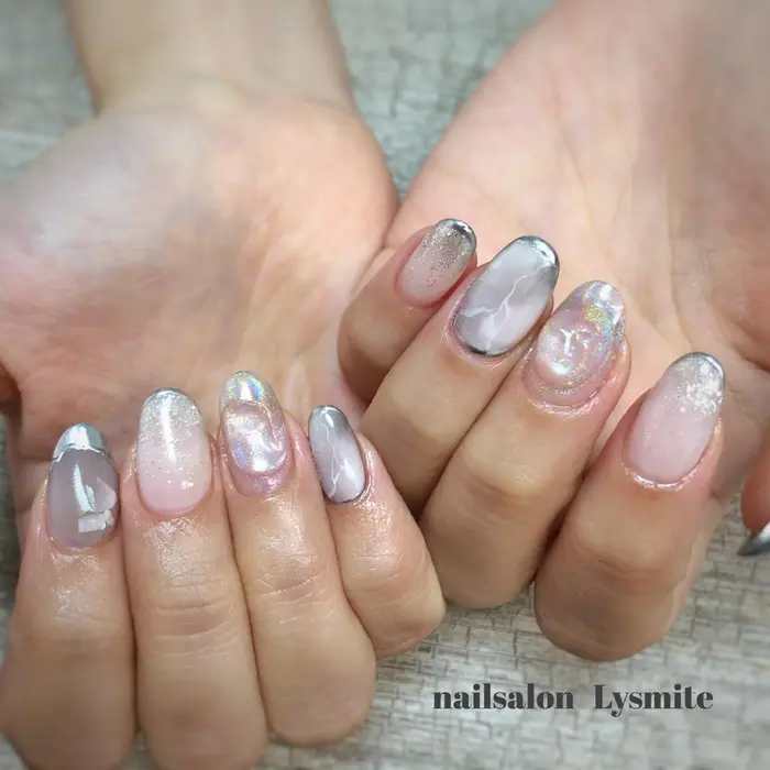 メタリックネイル Lysmite所属 岩本 美香のネイルデザイン ミニモ