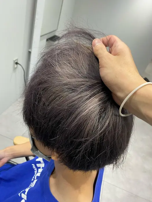 ラベンダーカラー入れて色落ちシルバーに 所属 メンズカット 梅田 茶屋町中村 樹希亜のヘアカタログ ミニモ