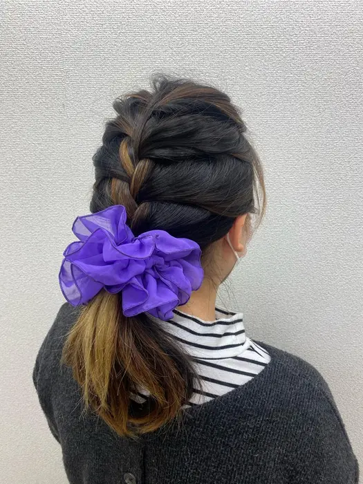 簡単ヘアアレンジ 編み込みのコツもお教えいたします 松本平太郎美容室大宮店所属 ながせ まいか 髪質改善 ヘッドスパのヘア カタログ ミニモ