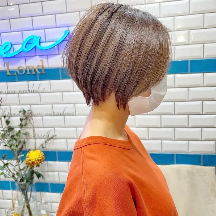 大人キレイショート ショートボブ ショート 新宿ショート 丸みショート ボブ くびれシ Sea By Lond所属 ショート ボブ 小顔 佐藤健太郎のヘアカタログ ミニモ